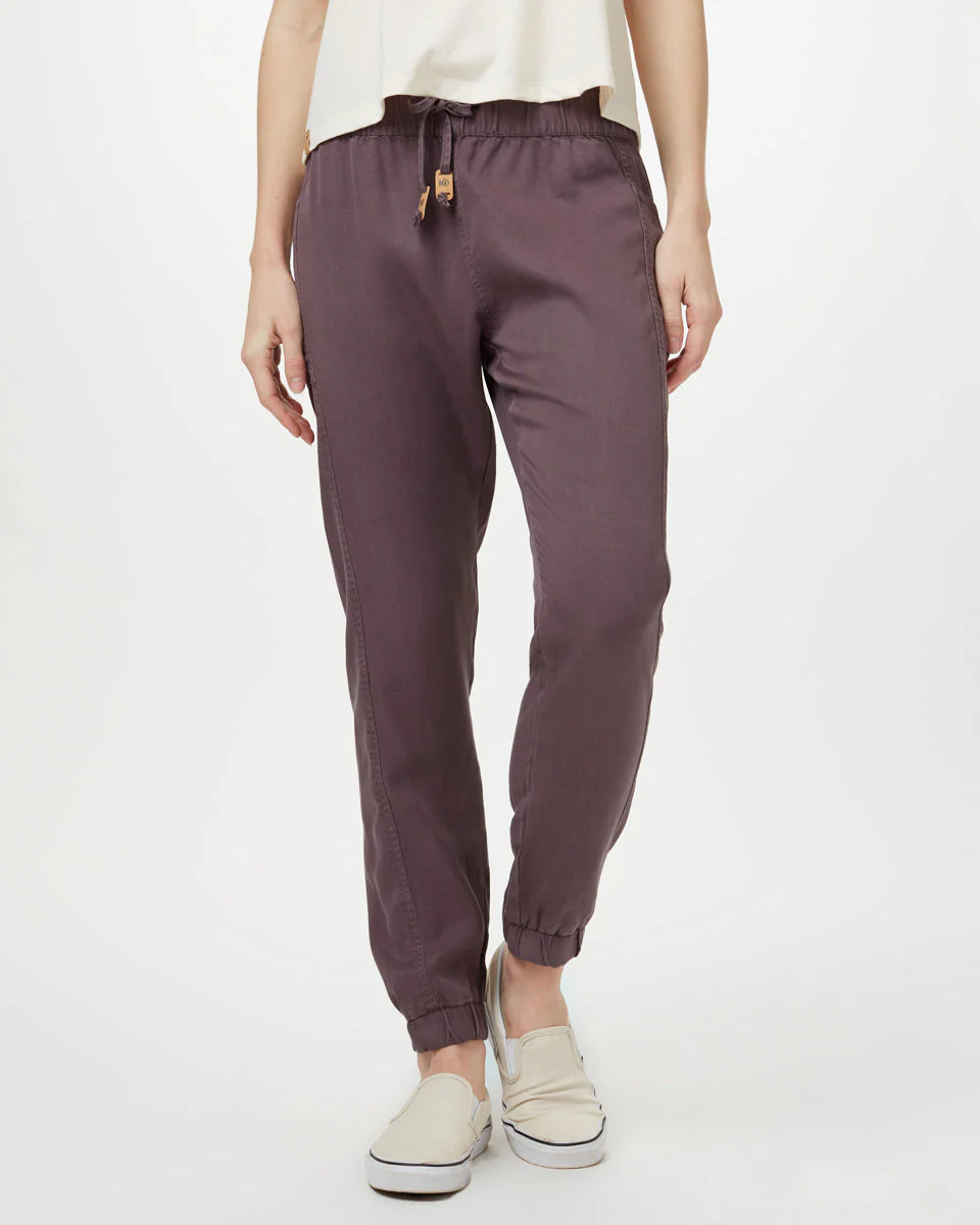 Colwood Jogger - Image 2